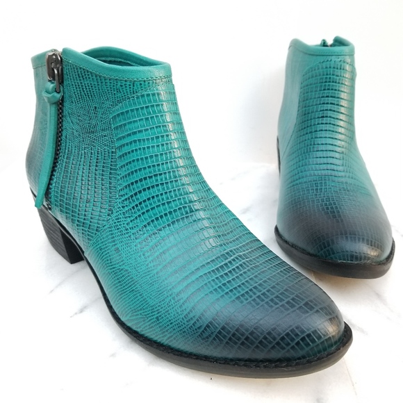 Gianni Bini Shoes - GIANNI BINI Ankle Boots Booties Blue Leather Heels